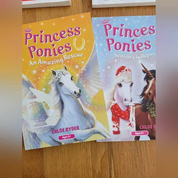 Chapter books bundle - mostly animal theme books - ponies, kitten, puppy, etc. - Picture 6 of 7